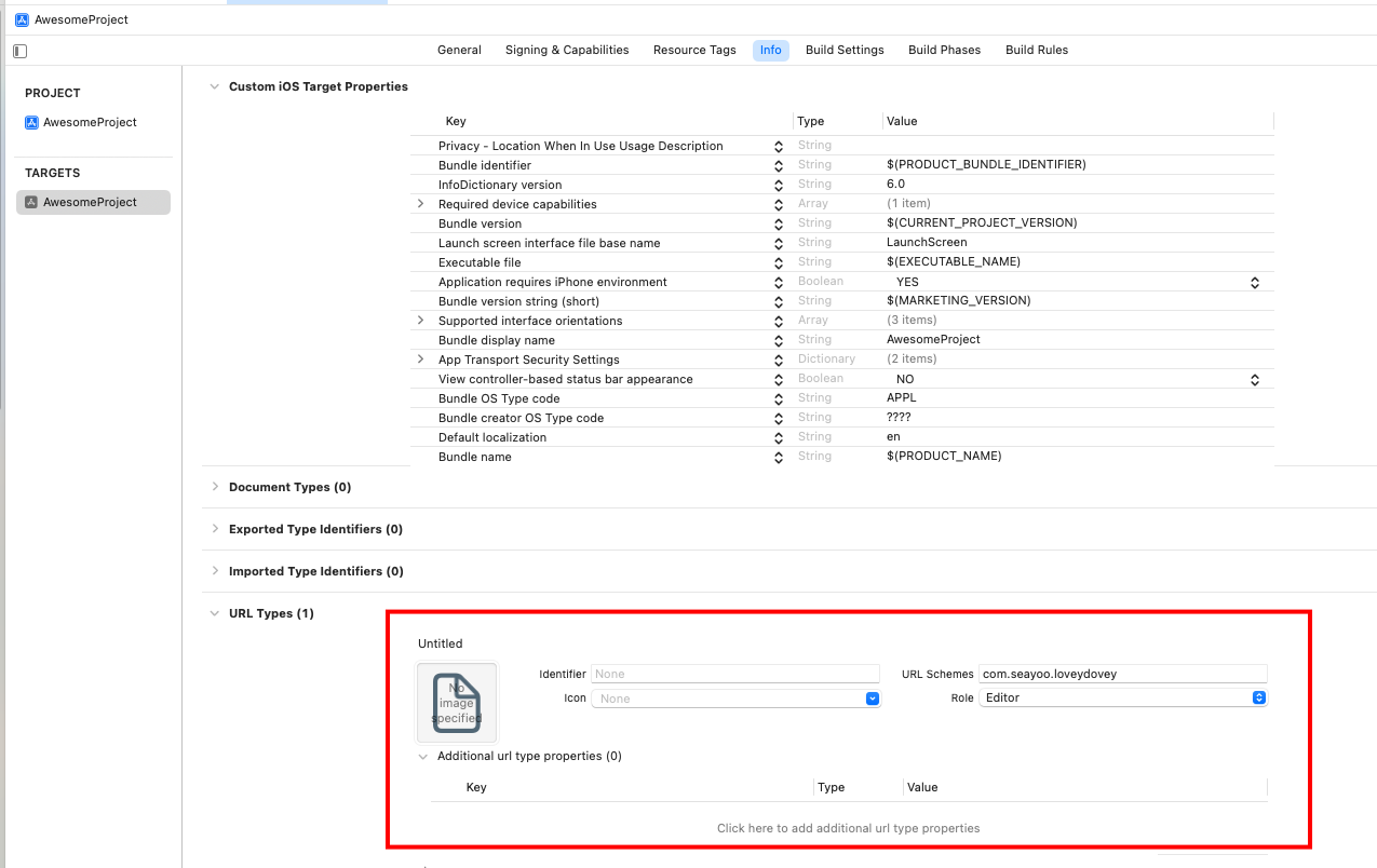 Xcode 的 Info 页面中配置 URL Types 和 URL Schemes